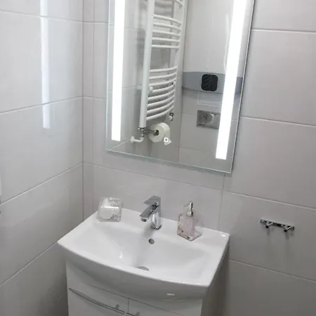 Anagora Kotlina Klodzka Iii Apartmán
